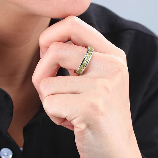 Everlasting leaf peridot ring square full of emeralds for men and women couple ring No. 15
