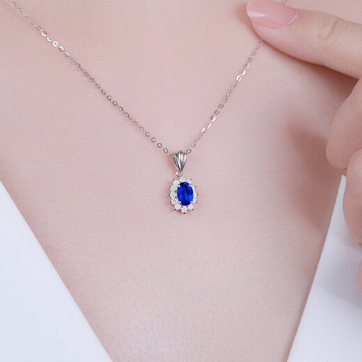 Tingliang 0.6 carat Sri Lankan natural sapphire pendant for women in 18k gold set with diamonds for Qixi Festival with 18K gold necklace