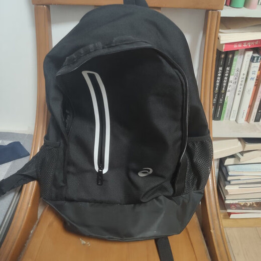 亚瑟士（asics）背包 春季新款简约男女通用运动休闲学生书包大容量旅行包双肩包 A829-001/尺码31.5*17*46cm MISC