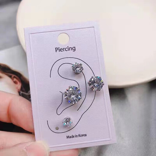 Decorative Show Magnetic No-piercing Ear Clip for Women Flash Diamond Cochlear Nail Men's Iron-Suction Ear Bone Clamp Cochlear Zircon Ear Bone Nail Ear Nail Ear City 4mm 5mm 6mm White Diamond Ear Nail 3 Pairs