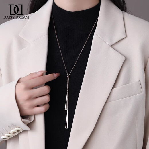 DAISY DREAM versatile geometric decorative necklace women's long slim sweater chain 2025 new simple high-end clavicle chain accessories 65cm total length silver geometric triangle necklace