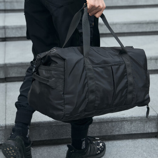 Xingxi Bolsa de fitness húmeda y seca Bolsa de viaje Handheld Travel Sports Bolsos cruzados de hombres Gran capacidad Bolsa de viaje de negocios Bolsa de almacenamiento Negro gran tamaño