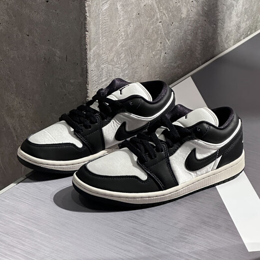 Nike air jordan 1 men's shoes spring new women's shoes aj1 low top shoes casual basketball shoes fb9893-101 black and white panda 38.5