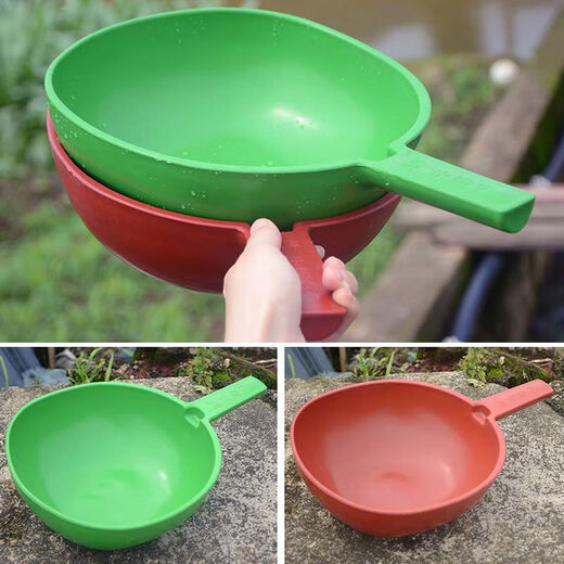 Yusenyi thickened beef tendon plastic water scoop for growing flowers and vegetables, watering, wear-resistant beef tendon cooked glue spoon, toilet feces scoop, household scooping water, beef tendon red short-handled spoon, random color 1