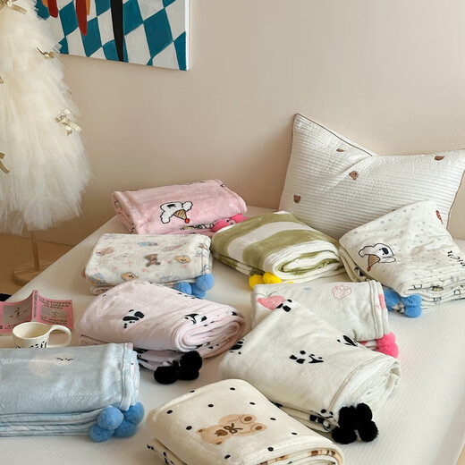 Flannel blanket single blanket towel quilt cover blanket small quilt lunch break office dormitory shawl blanket bedding 100*140cm, 5cm event price random color