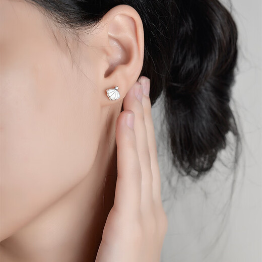 Chunqian S925 Silver Needle One Week Earrings Girls Birthday Gift for Girlfriend and Wife Earrings Women's 2025 New Earrings Simple Fashion Earrings Set (with Certificate) - Same Day/Next Day Delivery