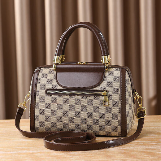 Genuine leather texture bag 2025 new classic fashion large-capacity handbag versatile pillow bag shoulder crossbody bag Z-shaped - brown