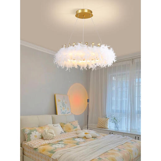 Lampe de chambre à coucher plume française lustre luxueuse fille princesse room fart art store Internet célébrité zhongshan lamp 980 9272 lustre blanc 35cm trois couleurs lumière