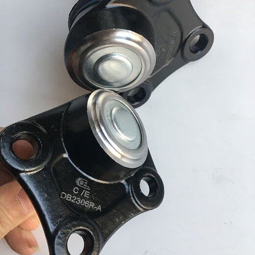 
Suitable for Volkswagen Bora Lavida left and right lower arm ball head ball head wade in situ lower arm one Volkswagen Bora