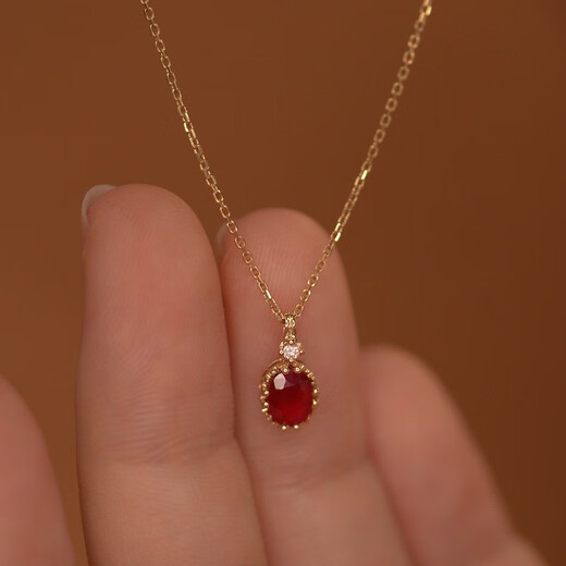 Chila plated 18k gold ball edge diamond-cut ruby necklace women's French retro compact and exquisite light luxury niche clavicle chain