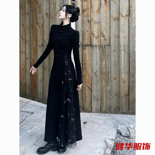 Yinchu early autumn new Chinese style women's clothing, chic and unique national style cheongsam, Buddhist Zen tea dress, autumn and winter style, black-cheongsam S 160