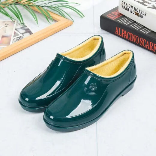 Qisiman's new all-season low-cut shallow mouth rain boots for women, kitchen non-slip waterproof shoes, short-tube women's rain boots, warm water rubber shoes, single shoe style [dark green] one size too small 39