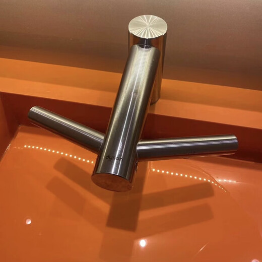 Dyson hand dryer hand dryer wall model automatic sensor aircraft head WD04 faucet Airblade Wash original WD04 short neck type suitable for under the table