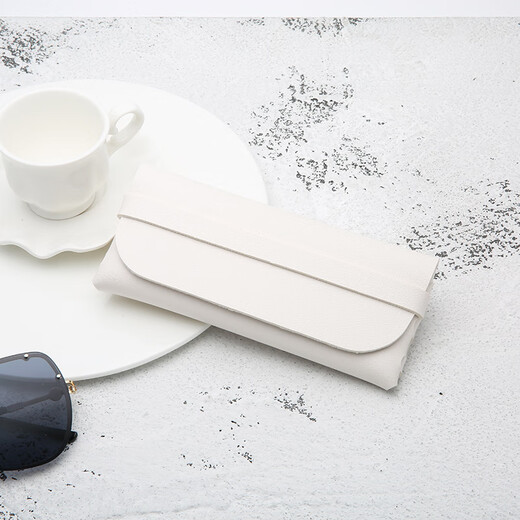
Leather sunglasses glasses box girl heart retro literary trend simple portable sunglasses box soft black