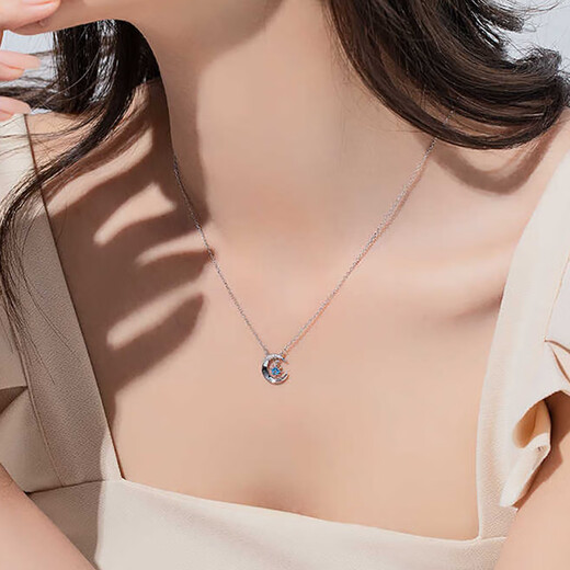 LAOLATU PT950 Platinum Necklace Platinum Stars and Moon Love Light Luxurious Chinese Valentine's Day Confession Gift for Girlfriend and Wife PT950 Platinum Necklace + 950 Moissanite Pendant