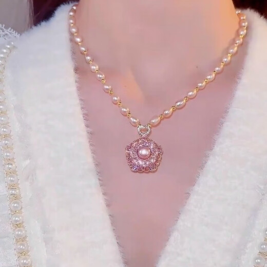 Fat Donglai's same style freshwater pearl pendant Shi Lai Chun niche design twist neck chain trendy clavicle chain Shi Lai Chun pearl necklace