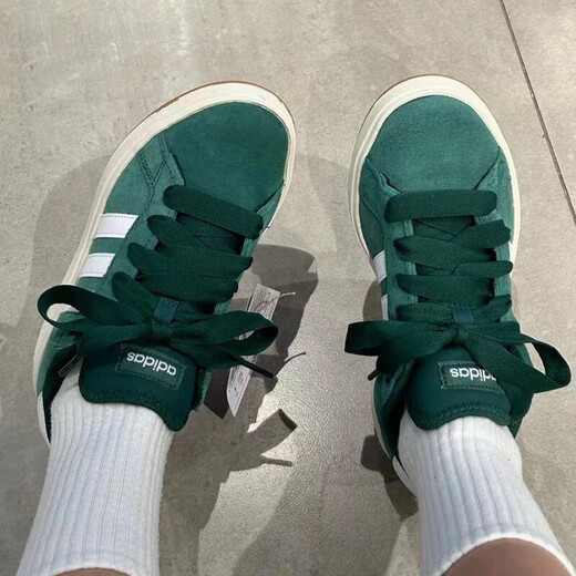 阿迪达斯（adidas）休闲鞋男女鞋2025夏季新款Grand Court Alpha 翻毛皮低帮情侣运动 IH6187绿色 42 (260mm)