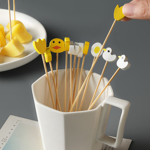 Shantou Lin Village children's fruit picks wooden creative cartoon disposable fork bamboo dessert cocktail candied haws skewers green scissor picks 15cm (100 pieces)