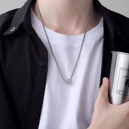Qi Xiaomi titanium steel necklace men's trendy light luxury high-end clavicle chain handsome hip-hop small waist pendant internet celebrity sweater chain pendant small waist necklace