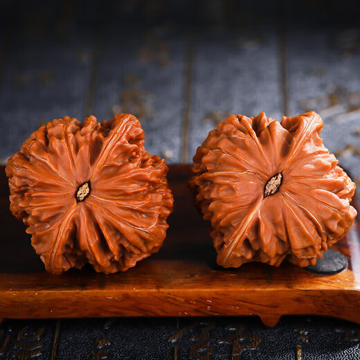 Yanyun Jewelry Boutique 46-47mm Four Buildings Lion Head Wenwan Walnut Extra Large Tray Hand Toy Piece Hemp Walnut Men and Women