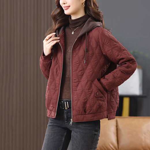 LEDIALYI fashion hooded middle-aged quilted baseball jacket for women 2025 winter new high-end casual thin cotton jacket maroon M (recommended 95-120 Jin Jin equals 0.5 kg)