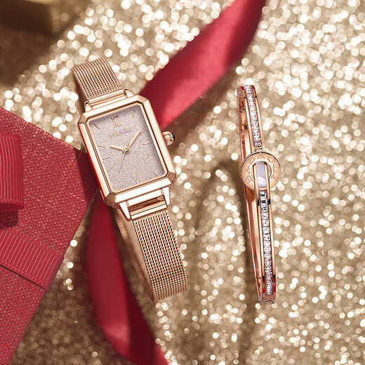 Burberry birthday gift for girlfriend and wife, watch and necklace, Valentine's Day gift for girl and girlfriend, niche and high-end, champagne gold mesh belt, watch + bracelet + necklace + gift box