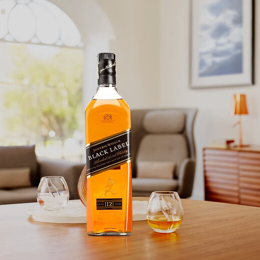 尊尼获加Johnnie Walker 黑方12年苏格兰威士忌 1000mL 1瓶 无盒