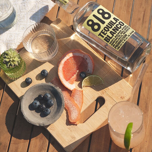 818 TEQUILA Jenna Foreign Wine Silver Tequila 750ml Kendou same style