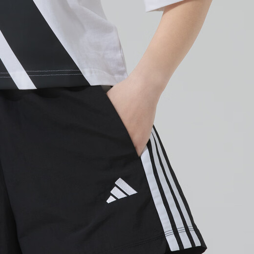 阿迪达斯 （adidas）女装运动套装25夏新款休闲经典透气短袖T恤宽松五分裤短裤两件套 GL0722+JE1309 L