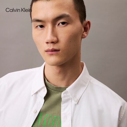 Calvin Kleinjeans 25 Frühlings- und Sommer Neue Herren-Casual Trend CK Briefe Drucken reine Farbe reines Baumwoll kurzärmelige T-Shirt 4RB854G