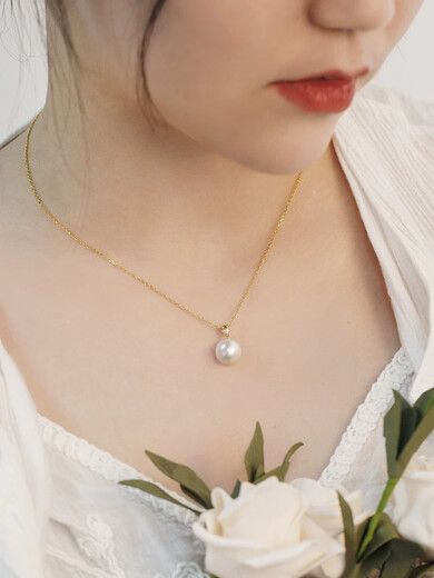 Liangxue Natural Freshwater Pearl Large Pendant Perfect Round White 18K Gold Single Pendant Necklace Clavicle Chain Necklace for Girlfriend 18k Gold Accessories + 18k Gold Chain 12-13mm