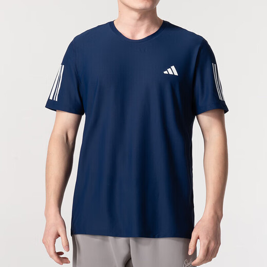 Adidas (adidas) Frühlings- und Sommersportläufe mit halbärmeliger ungezwungener loser Kleidung runden Hals kurzärmelige Männer in1502 A/L-Größe