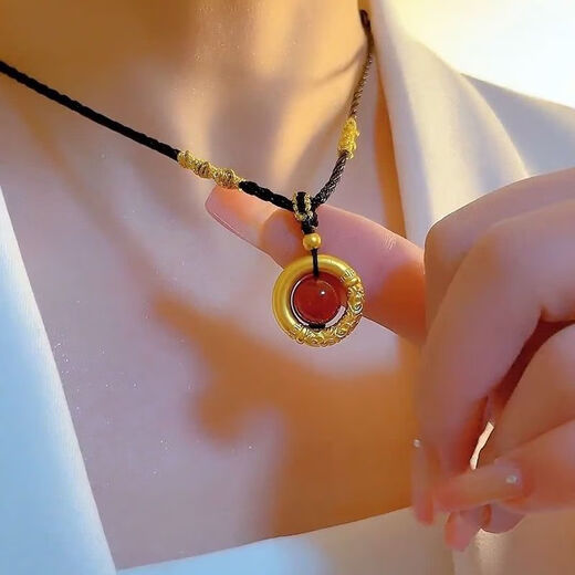 Kuang Yi's new gold gold-plated silver-plated Ruyi hoop peace buckle necklace men's pure gold Qiankun circle pendant Valentine's Day birthday gift genuine gold-plated silver peace buckle necklace red rope and gold thread