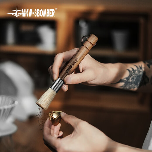MHW-3BOMBER bomber coffee bar solid wood brush bristle brush grinder residue cleaning brush hanging design solid wood brush-walnut