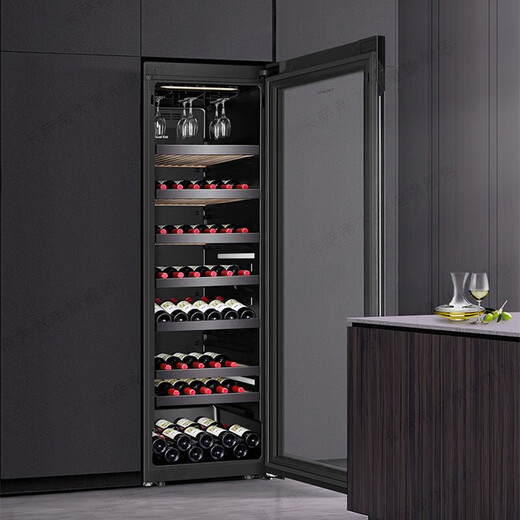 Casarte 450-liter free built-in constant temperature and humidity wine cabinet with precise temperature and humidity control. Living room wine refrigeration air-cooled home wine cabinet can hold about 223 bottles.