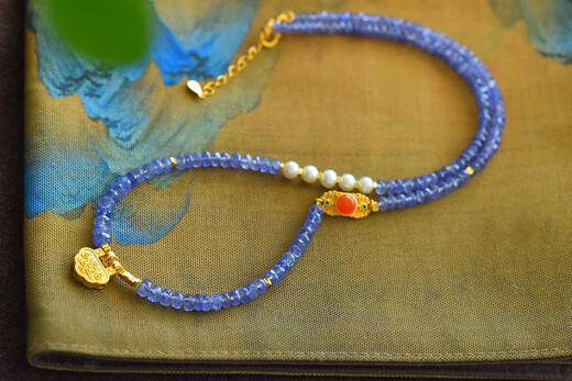 Fujiu Natural Tanzanite Necklace with Ancient French Silver Ruyi Lock Pendant and Broken Silver Embellished with Ancient French Silver Nanhong Brand Freshwater Pearls Approximately 4mm