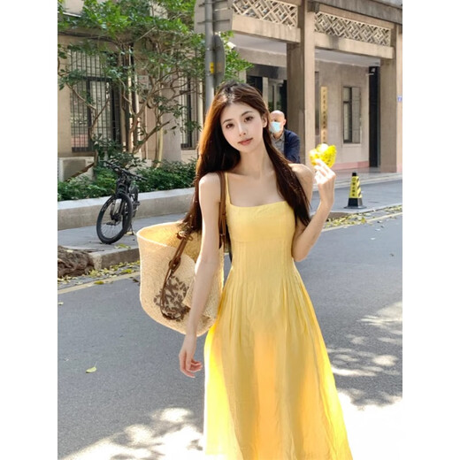 Robe jaune de style doux xier pour femmes sur la plage de style vacances à suspension jupe atmosphère en jupe tempérament A-line jupe longue jaune l