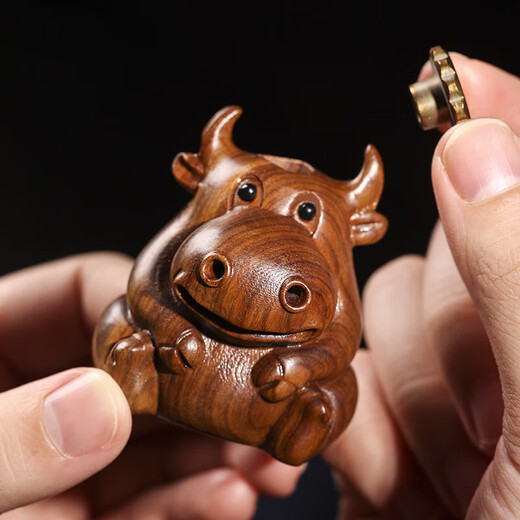 Green sandalwood carving cute calf soaring backflow aromatherapy stove ornaments living room study two nostrils smoking green