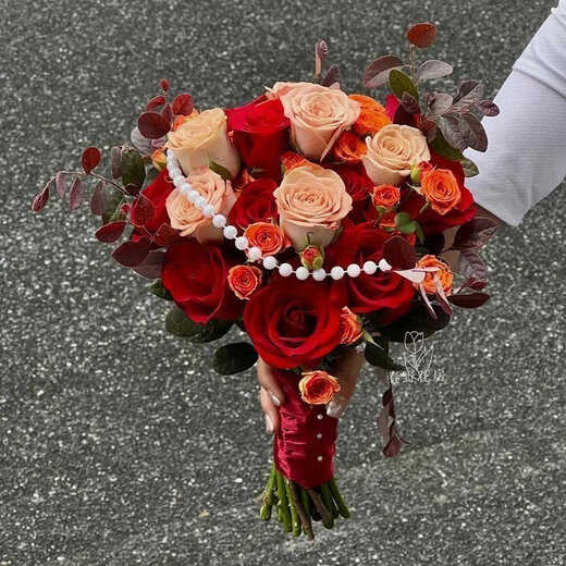 Dilanmu Boda de boda de San Valentín chino, sosteniendo flores, novia sosteniendo tulipanes de bodas, casarse, obtener un certificado de matrimonio, flores de imitación, accesorios de fotos, acompañarlo para toda la vida
