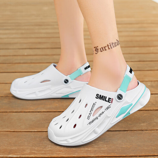 Baotou Hole-Schuhe Männer tragen Nicht-Schlupf-Sportarten und schlanker im Sommer mit zwei Purpose-Halbschnitzern für Männer, die Strand Sandalen JF759 BAIGAN 40 -41 fahren