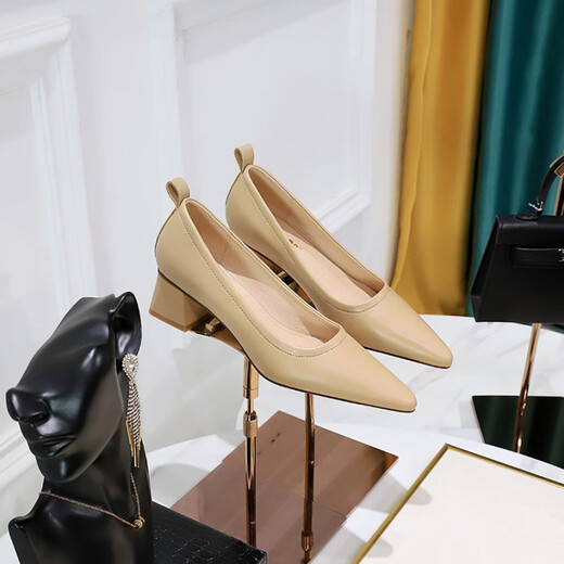 
Woodpecker 12352 Korean style fashionable simple thick heel versatile mid-heel shoes shallow mouth pointed toe professional OL office worker women's shoes off white 35