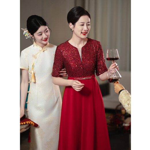 乌拓喜妈妈装婚宴高贵平时可穿春夏酒红色亮片妈妈晚礼服女感年轻喜婆 MSX693 红色拼接 684的酒红色 M