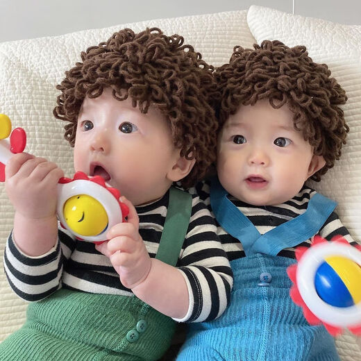 La lune retourne un chapeau de bébé, la tête drôle et explosive du printemps et de l'automne, un petit garçon super mignon et mignon, des cheveux bouclés pour enfants, un chapeau de laine, un chapeau de perruque bébé, un chapeau de cheveux bouclé, la circonférence de la tête 35-46 / Convient pendant 3-24 mois