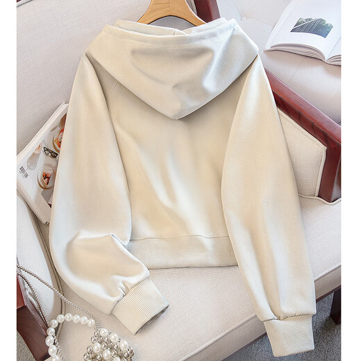 Silk Cypress Holdie 2025 Autumn New Women's Fashion Casual Loose Slim Short Top