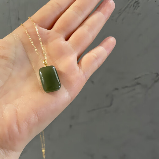 Li Shen 18k alluvial gold Hotan pendant Wushi brand cyan sugar cube female Forbidden City stone k gold pendant necklace 18k Hotan sapphire pendant