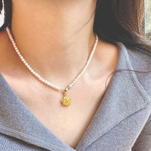 Chihuanzibuyu natural strong light freshwater pearl necklace for women with hanging pendant rose simple and versatile gift for mother 4.5mm total length 42cm medium natural pearl