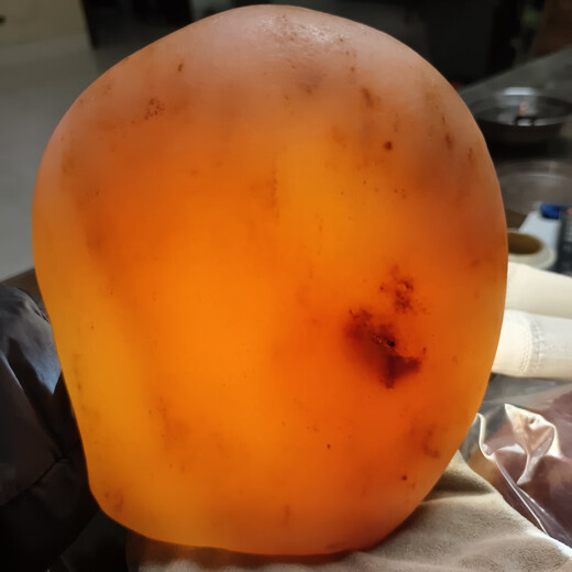 Xinjiang surface seed material raw stone gold silk jade pink meat fine ornaments 2660g