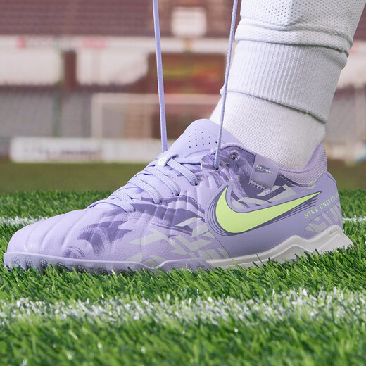 Nike (Nike) Legend 10 Football Shoes Men's 2025 Summer New Sports Shoes Men's Men's Grass Training Competition TF Chaussures de football à ongles brisés HF1591-500 / Purple / suggéré pour prendre une taille plus grande 40