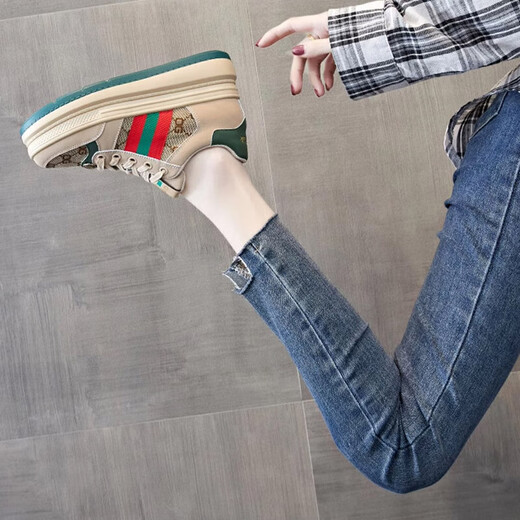 VIPVCK Neue Frauenschuhe, weiße Schuhe, Frauen 2025 Frühling und Herbst Retro Casual Dirty Schuhe, leicht und dicker, vielseitiger Sportschuhe Trend, Khaki Cool Style Vck841 39
