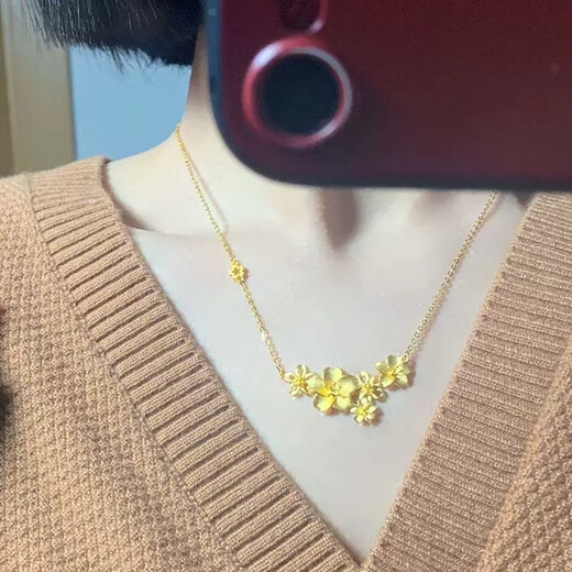 GRAYCEWODY Old Phoenix New Gold Sanshenghua Necklace Women's 999 Pure Gold Temperament Flower Pendant Pure Gold 24K Clavicle Chain 0.01g Old Phoenix Gold Store Model Sanshenghua Necklace